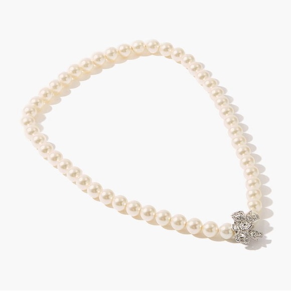 MIU MIU
Crystal-Embellished Faux-Pearl Necklace - Picture 4 of 4